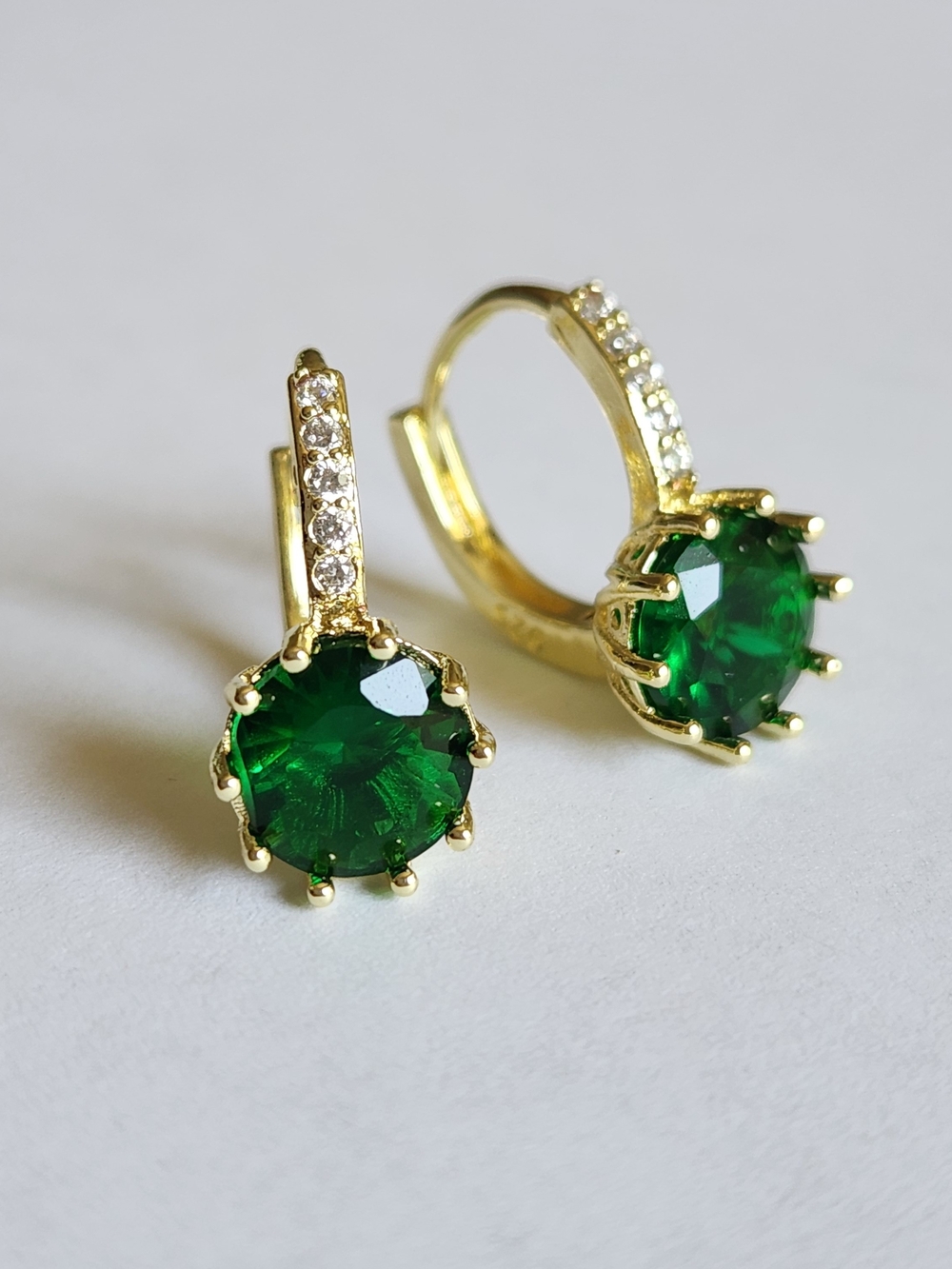New 18K Gold Plated Round Cut Emerald Diamond Hoop Earrings for Women